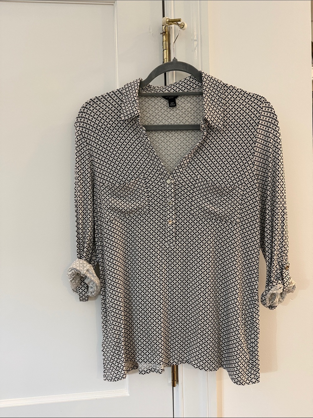 Ann Taylor Black and White Geometric Button-Front Blouse